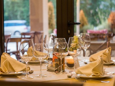 AJUTS EXTRAORDINARIS PER A BARS, RESTAURANTS I CAFETERIES AFECTATS ECONÒMICAMENT PER LA COVID-19