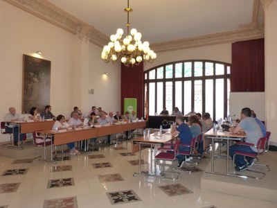 EL CONSELL COMARCAL ENCARREGARÀ UN ESTUDI SOBRE LA VIABILITAT DE CREAR UNS SERVEIS FUNERARIS PÚBLICS COMARCALS