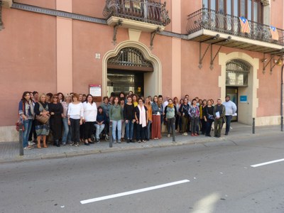 EL PERSONAL DEL CONSELL COMARCAL DONA SUPORT ALS PRESIDENTS DE L’ANC I ÒMNIUM CULTURAL