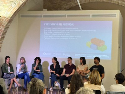 L’ALT PENEDÈS PRESENTA UN NOU PROTOCOL PER REFORÇAR LA PROTECCIÓ  DELS INFANTS I ADOLESCENTS