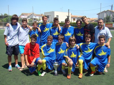 L’EQUIP D’OLÈRDOLA VA GUANYAR EL TORNEIG DE FUTBOL 7