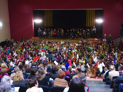 LA GRANADA VA ACOLLIR LA TROBADA DE CORDA DE LES ESCOLES DE MÚSICA DE LA VEGUERIA PENEDÈS