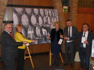 L'ARXIU COMARCAL DE L'ALT PENEDÈS ACULL UN MILER DE FOTOS INÈDITES DEL FONS HISTÒRIC DE CODORNÍU 