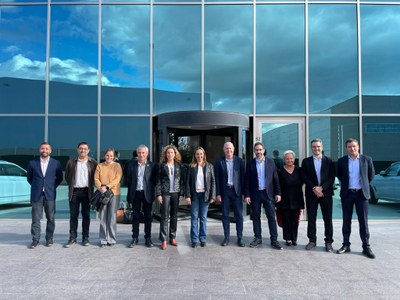 VISITA DE LA DIPUTADA EVA MENOR A L’ALT PENEDÈS I A LA PLANTA DE GCR GROUP PER CONÈIXER DE PRIMERA MÀ L’IMPACTE DEL PROGRAMA DE SUPORT AL SECTOR DE L’AUTOMOCIÓ
